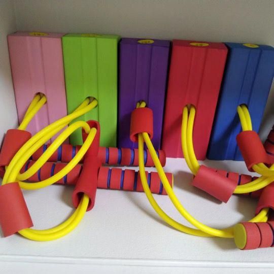 🦘 Foam Pogo Jumper - Fun & Safe Jumping Stick 🌈