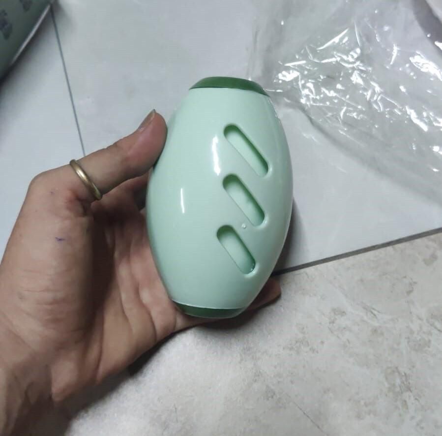 🧼 Portable Silicone Lint Roller