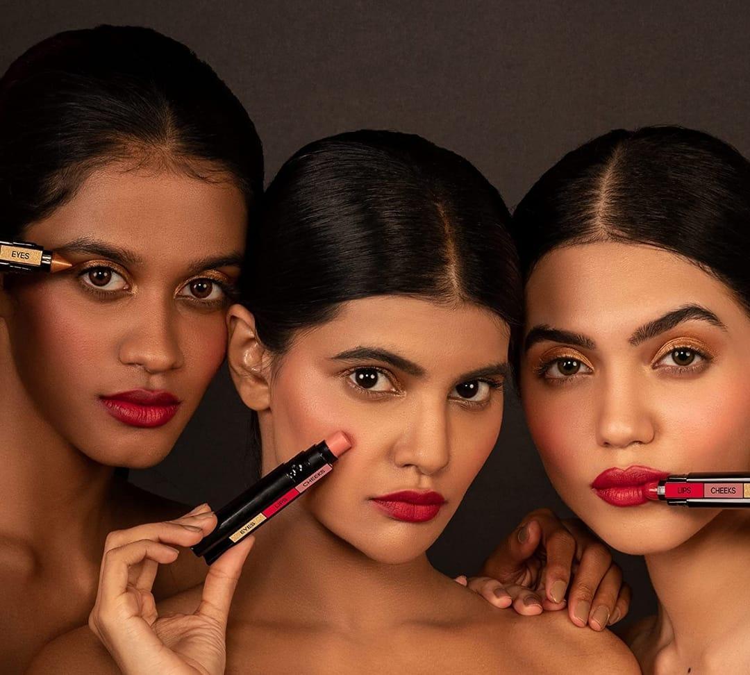 💄 3 IN 1 Makeup Stick 🌟